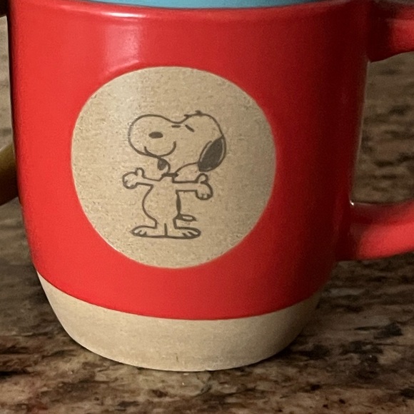 Hallmark Peanuts collab Blue, red, black, yellow w/ Cream Mugs - Picture 4 of 4